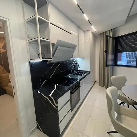 Cahani Lux Tirana