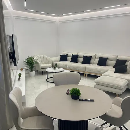 Cahani Lux Tirana